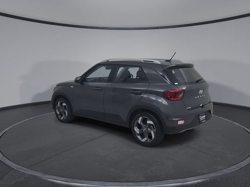 Used 2025 Hyundai Venue SEL FWD image 10