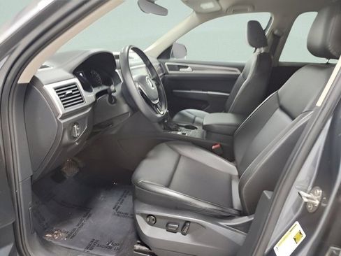 Used 2018 Volkswagen Atlas SE image 21
