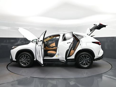 New 2026 Lexus NX 350 AWD image 45