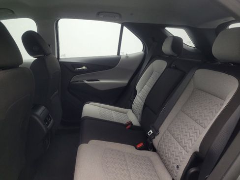 Used 2024 Chevrolet Equinox LS image 18