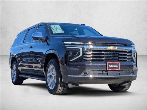 New 2026 Chevrolet Suburban Premier image 3