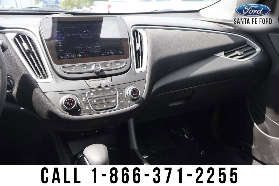 Used 2025 Chevrolet Malibu LT FWD image 34