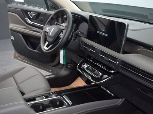 New 2025 Lincoln Corsair Grand Touring w/ Equipment Group 301A image 25