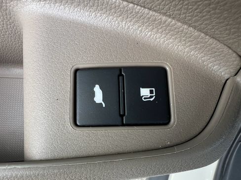 Used 2017 Honda Pilot EX-L image 18