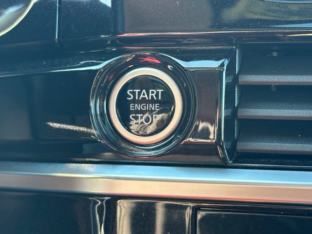 Certified 2023 Nissan Pathfinder Platinum AWD/4WD image 35