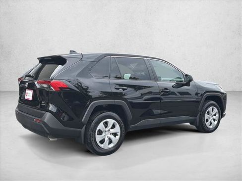 Certified 2025 Toyota RAV4 LE AWD/4WD image 5