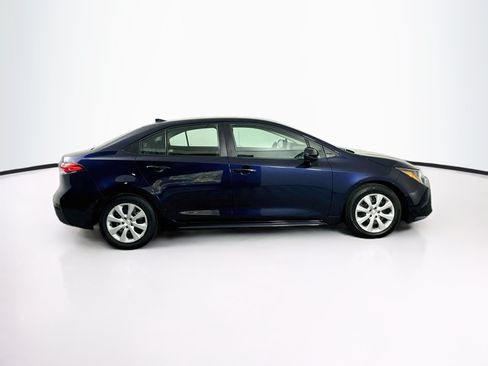 Used 2025 Toyota Corolla LE FWD image 10