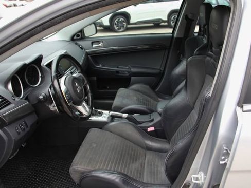 Used 2011 Mitsubishi Lancer Evolution MR image 12