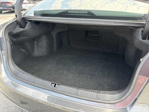 Used 2018 Toyota Avalon XLE Premium FWD image 26