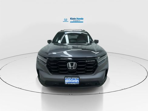 Certified 2025 Honda Pilot Black Edition image 5