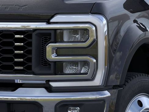 New 2026 Ford F450 Lariat AWD/4WD image 18