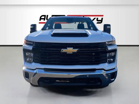 Used 2025 Chevrolet Silverado 2500 W/T w/ WT/CX Safety Package RWD image 2