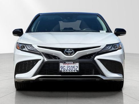 Used 2023 Toyota Camry XSE image 9