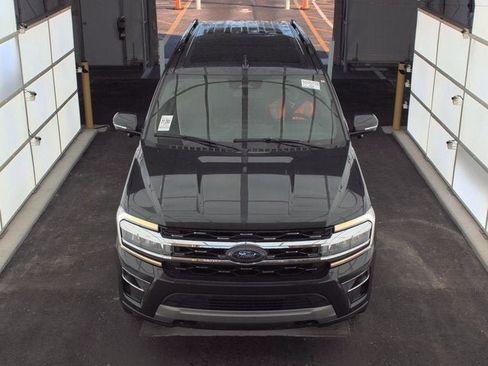 Used 2023 Ford Expedition Max Limited image 2