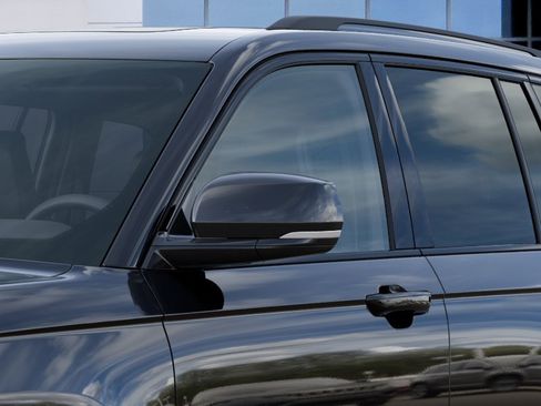 New 2025 Jeep Grand Cherokee Limited w/ Black Appearance Package AWD/4WD image 12