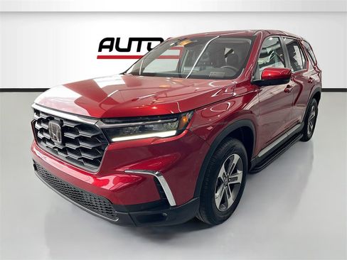 Used 2025 Honda Pilot EX-L image 3