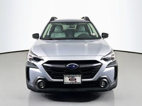 Certified 2025 Subaru Outback Premium AWD/4WD image 3