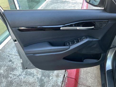 Used 2025 Kia Seltos S image 14