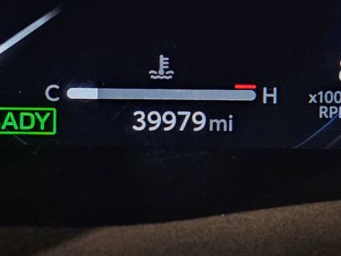 Used 2025 Toyota Camry XSE FWD image 29