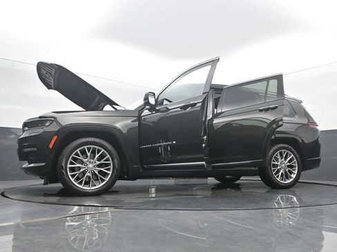 Used 2024 Jeep Grand Cherokee L Summit w/ Advanced Protech Group IV AWD/4WD image 61