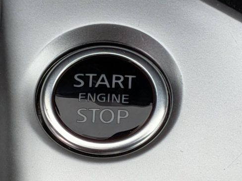 Certified 2025 Nissan Altima 2.5 SV image 23