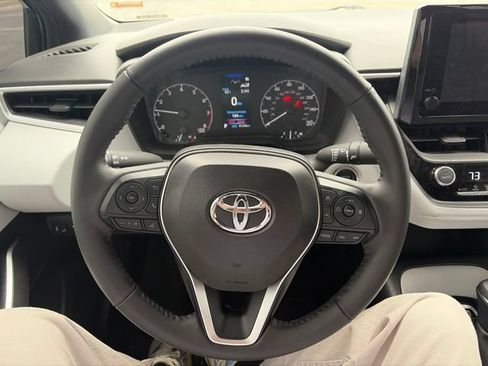 Used 2024 Toyota Corolla SE FWD image 11