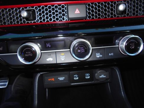 Used 2025 Honda Civic Si image 16