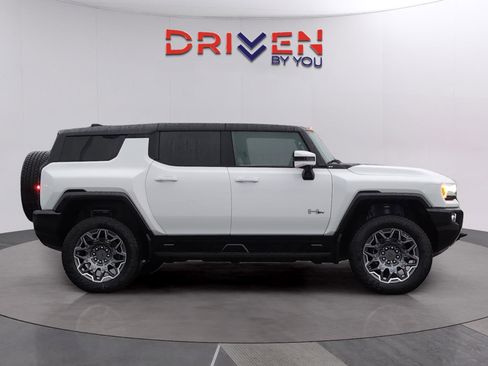 New 2025 GMC Hummer EV 2X image 6