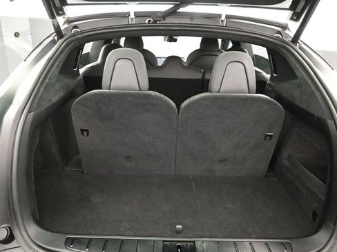 Used 2023 Tesla Model X AWD/4WD image 31