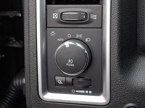 Used 2018 RAM 2500 Power Wagon image 25