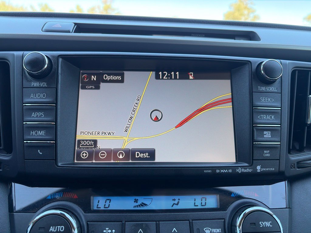 Used 2016 Toyota RAV4 Limited AWD/4WD image 25