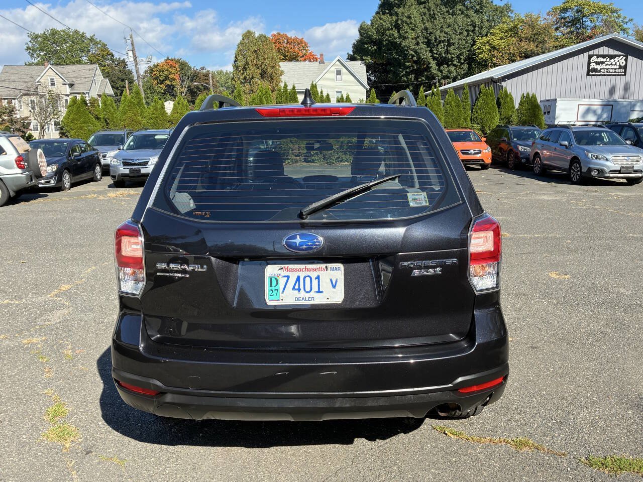 Used 2017 Subaru Forester 2.5i w/ Alloy Wheel Package AWD/4WD image 4