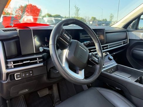 Used 2025 Hyundai Santa Fe XRT AWD/4WD image 10