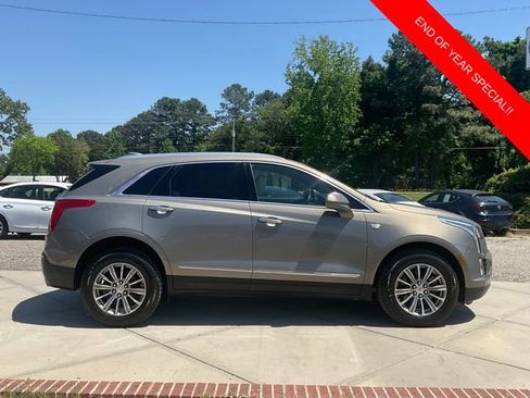 Used 2018 Cadillac XT5 Luxury w/ Driver Awareness Package image 8