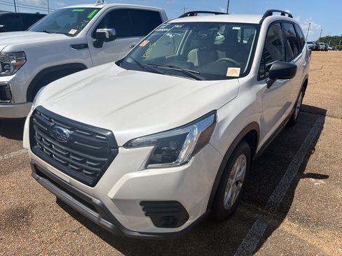 Used 2022 Subaru Forester AWD/4WD image 1