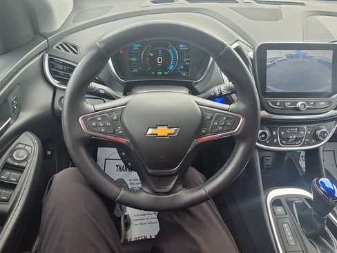 Used 2018 Chevrolet Volt Premier w/ Driver Confidence Package FWD image 19