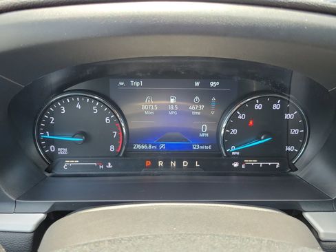 Used 2023 Ford Explorer XLT w/ Equipment Group 202A RWD image 32