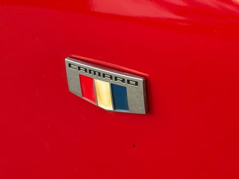 Used 2020 Chevrolet Camaro LT image 10