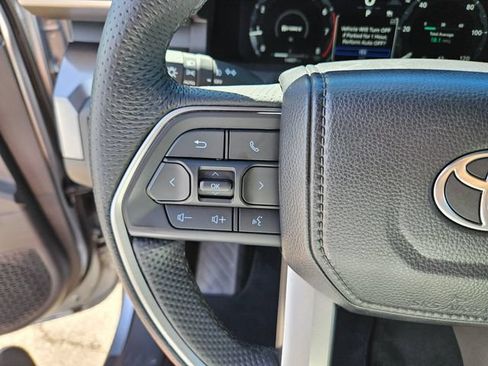 Used 2026 Toyota Tacoma TRD Off-Road AWD/4WD image 16