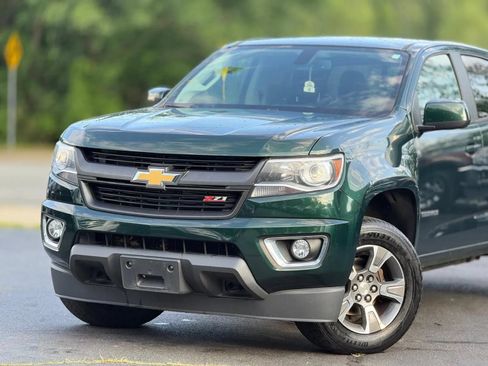 Used 2016 Chevrolet Colorado Z71 AWD/4WD image 2