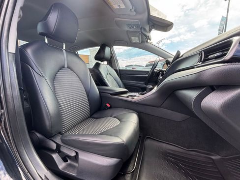 Used 2024 Toyota Camry SE image 22