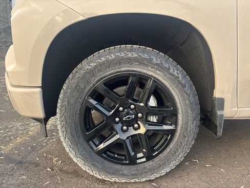 New 2026 Chevrolet Silverado 1500 Custom image 6