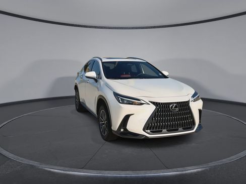 Used 2024 Lexus NX 350h AWD image 3
