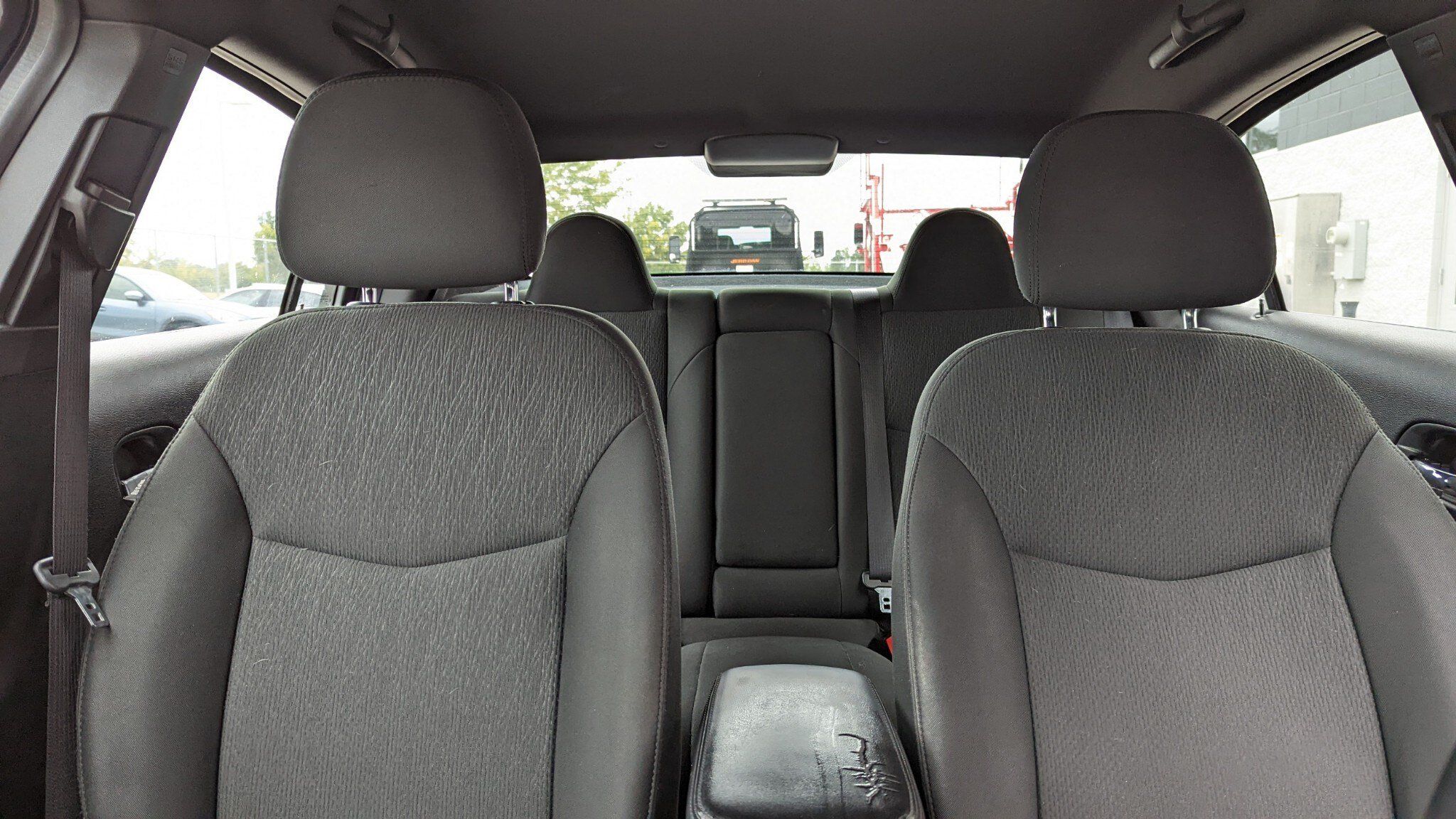 Used 2012 Chrysler 200 Touring FWD image 3