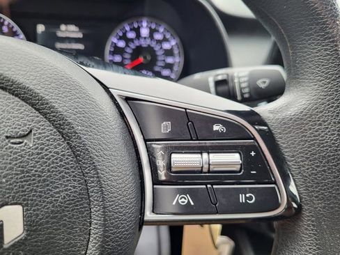 Used 2024 Kia Forte LXS image 20