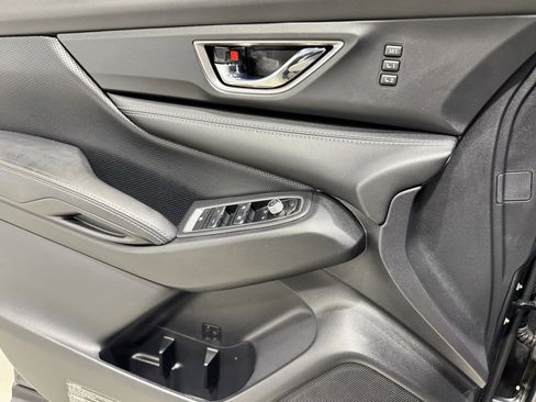 Used 2023 Subaru Ascent Limited w/ Technology Package image 18