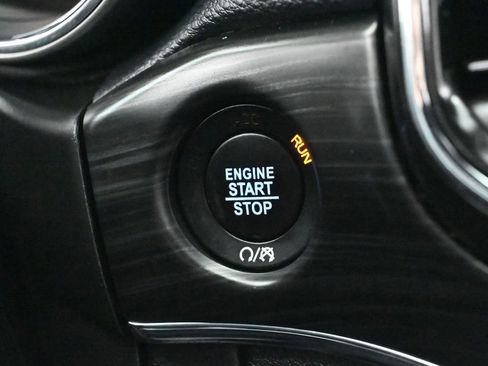 Used 2021 Jeep Grand Cherokee Limited w/ Premium Lighting Group image 36