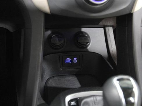 Used 2018 Hyundai Santa Fe Sport image 15