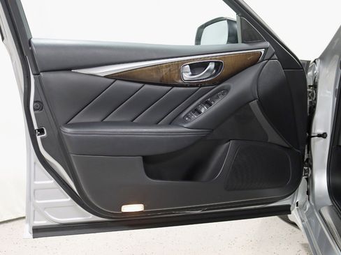 Used 2019 INFINITI Q50 Luxe w/ Essential Package (3.0T Luxe) image 28