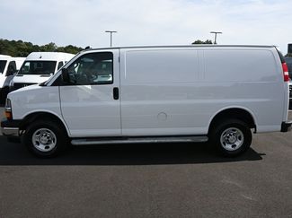 Used 2024 Chevrolet Express 2500 w/ Driver Convenience Package RWD video 3
